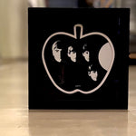 the beatles in an apple 〈Junjiro Artworks〉