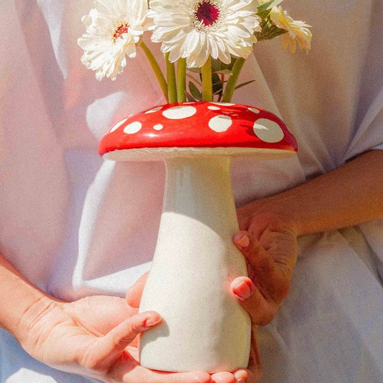 DOIY Amanita Flower Vase