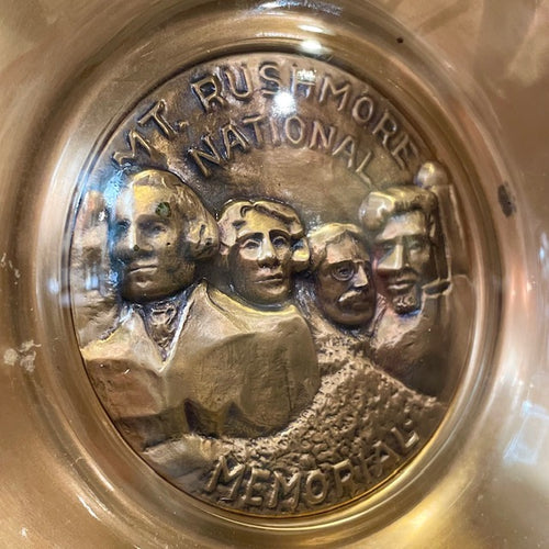 Bates & Klinke Glass Over Trinket Souvenir Dish "Mt.Rushmore National Memorial"