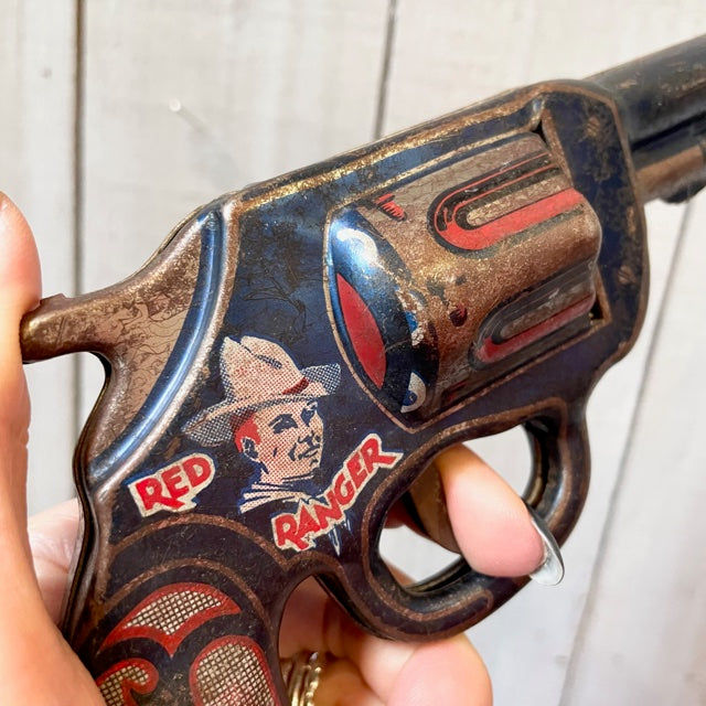 Wyandotte Toy "Red Ranger Clicker Pistol"